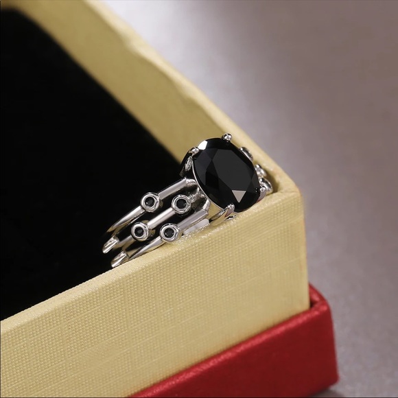 New Women’s 925 Silver Three Rows Sapphire Ring - Picture 4 of 6